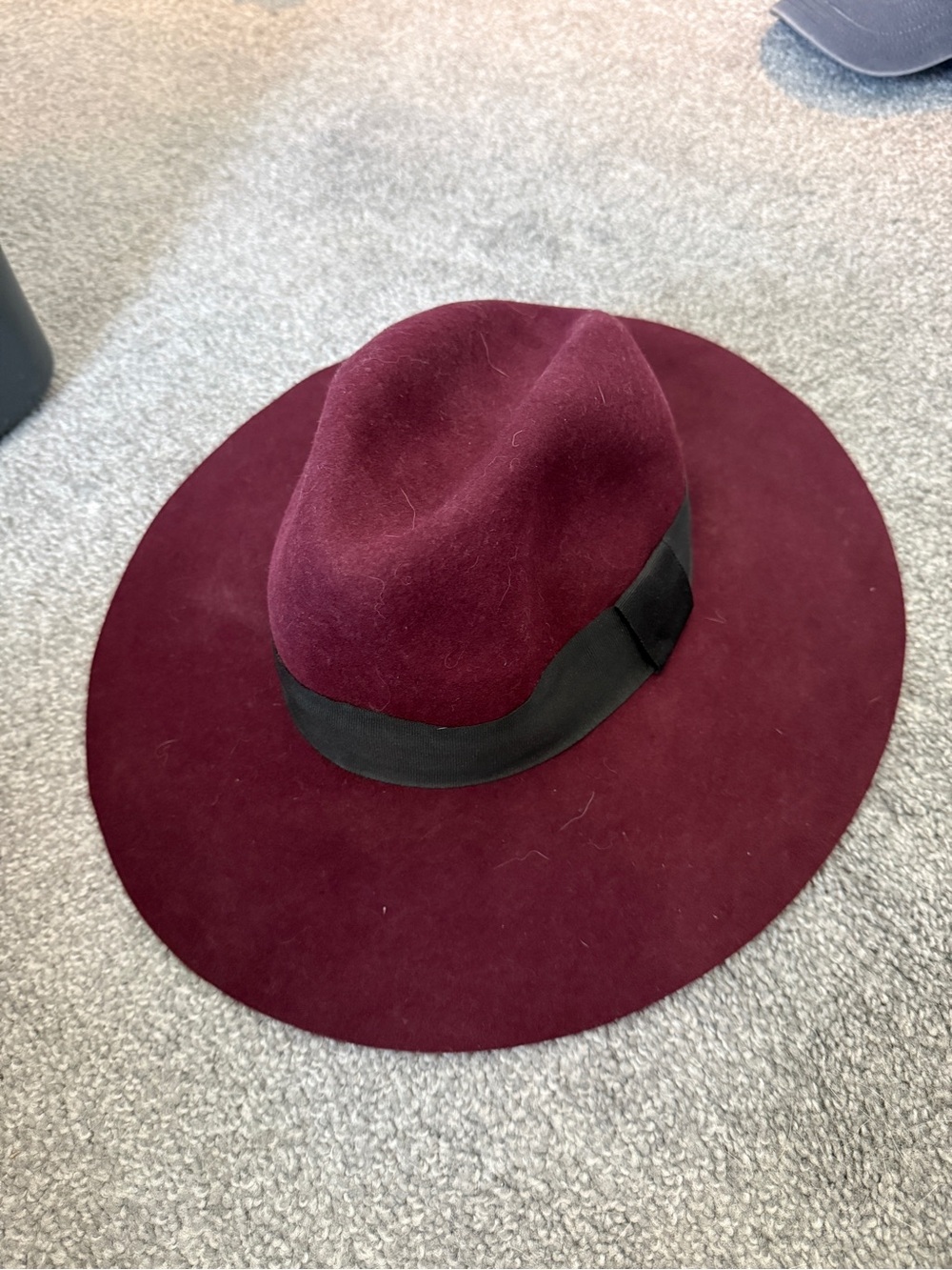 Abercrombie & Fitch Burgundy Felt Fedora with Black Trim